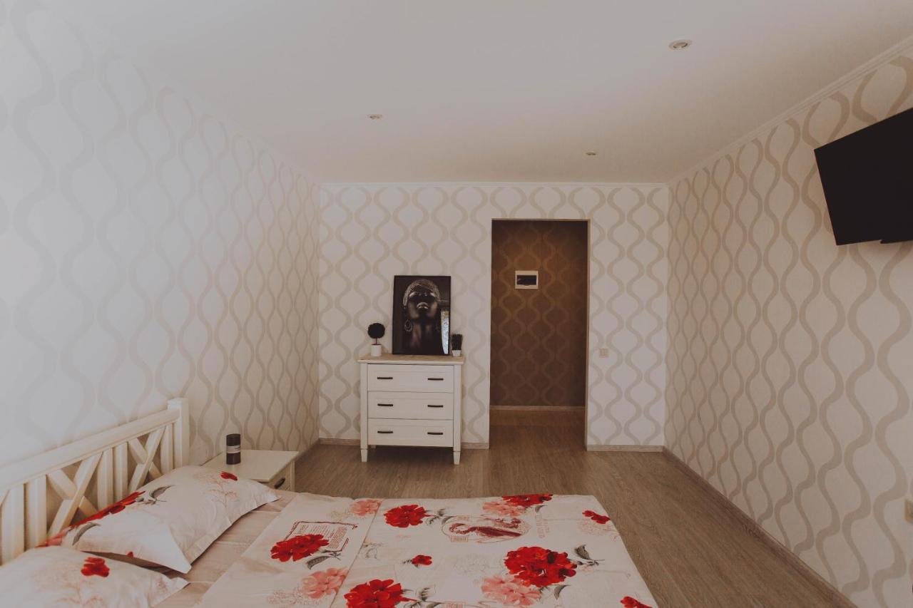 Standard Plus Apartment Полтава Экстерьер фото